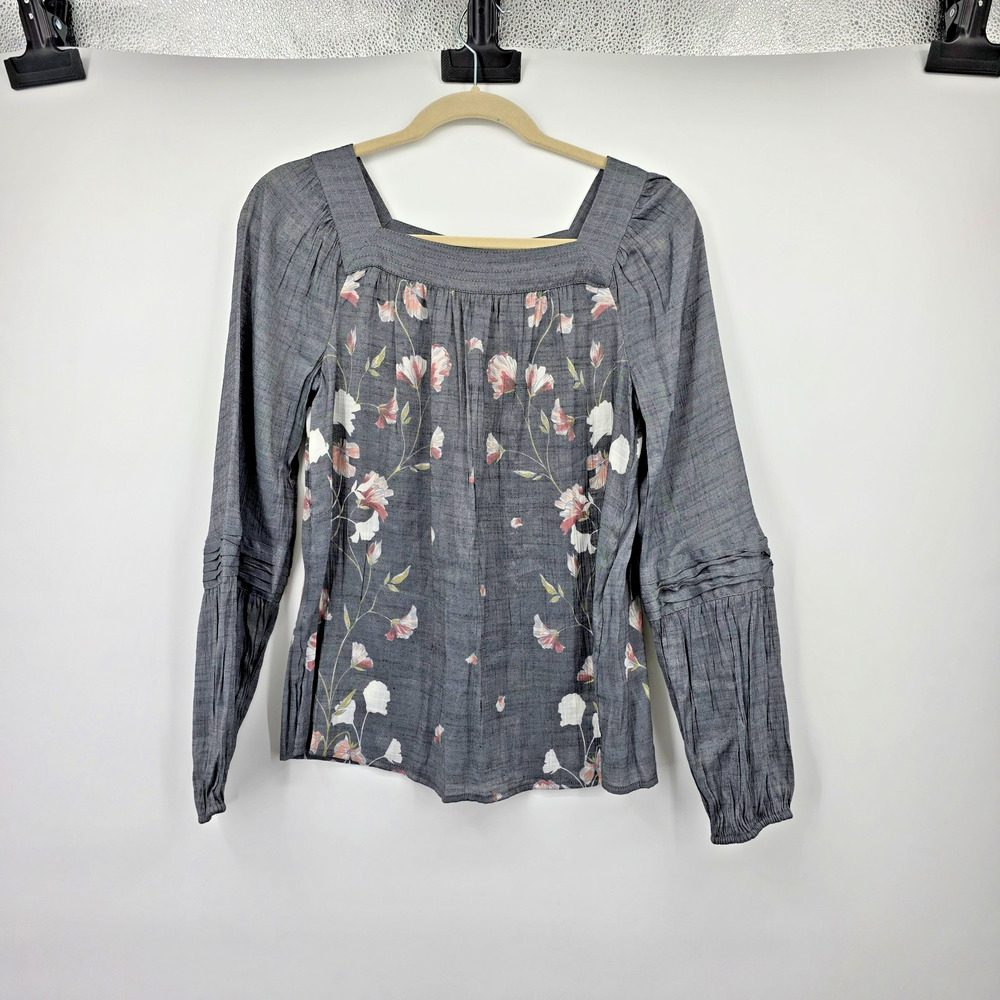 LC Lauren Conrad Floral Blouse Small Gray Pleated Sleeve Top